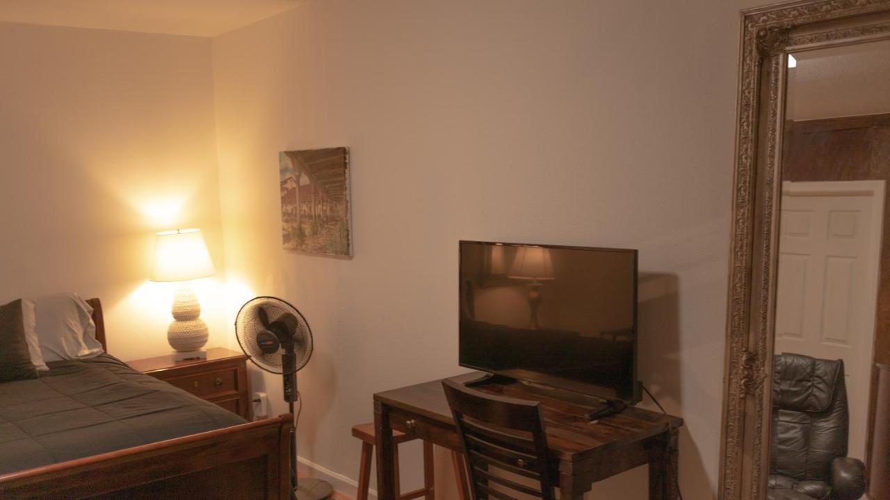 Cozy Private Guest House ลอสแอนเจลิส ภายนอก รูปภาพ